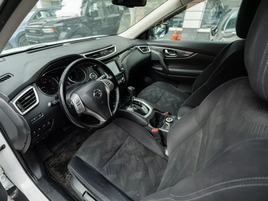 Nissan X-Trail 2015