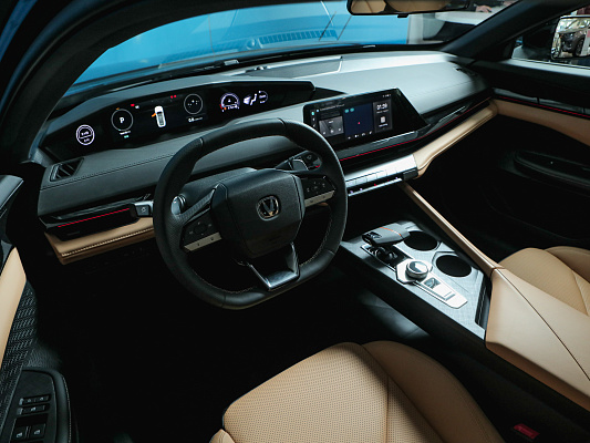 Changan Univ black